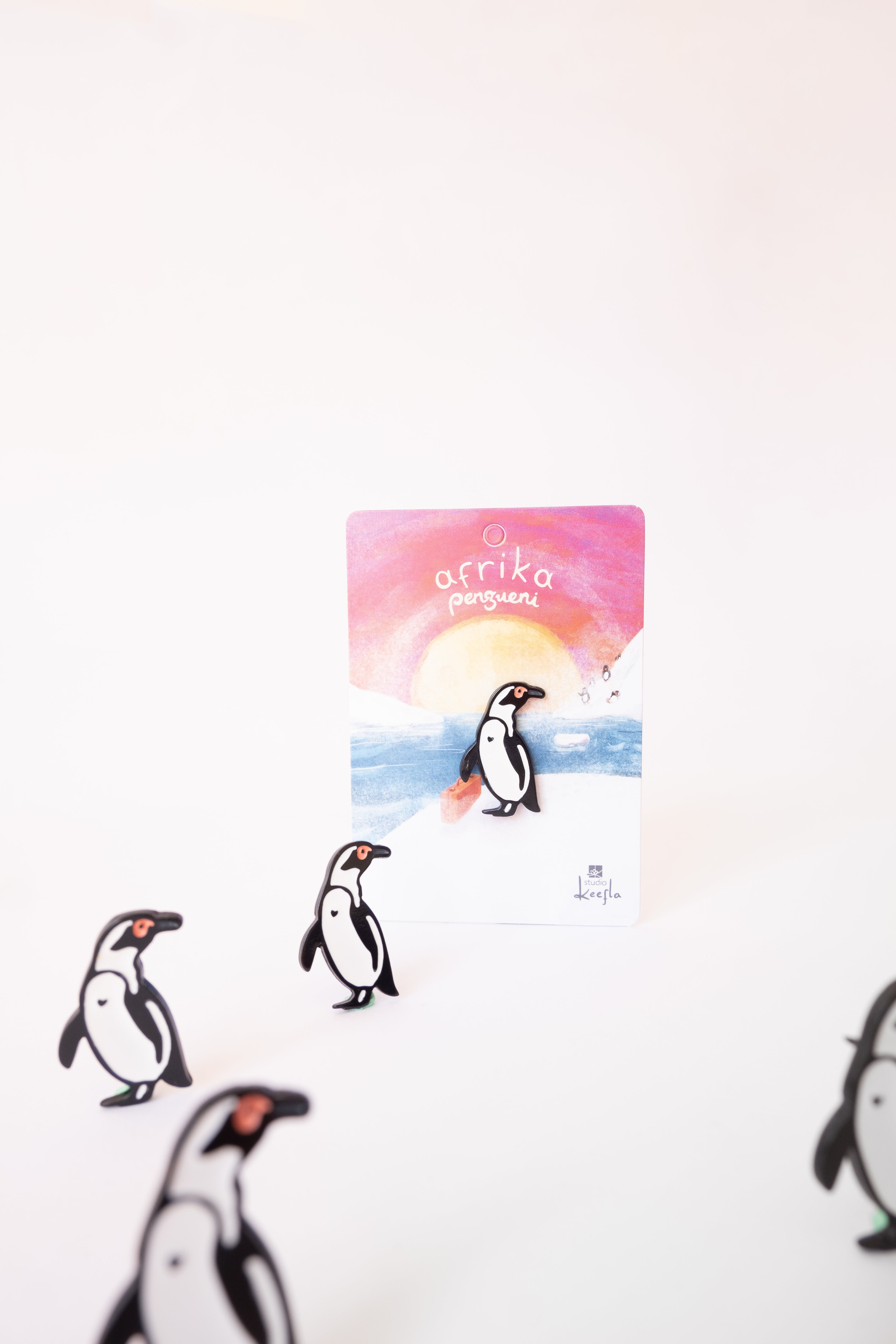 Penguen Broş